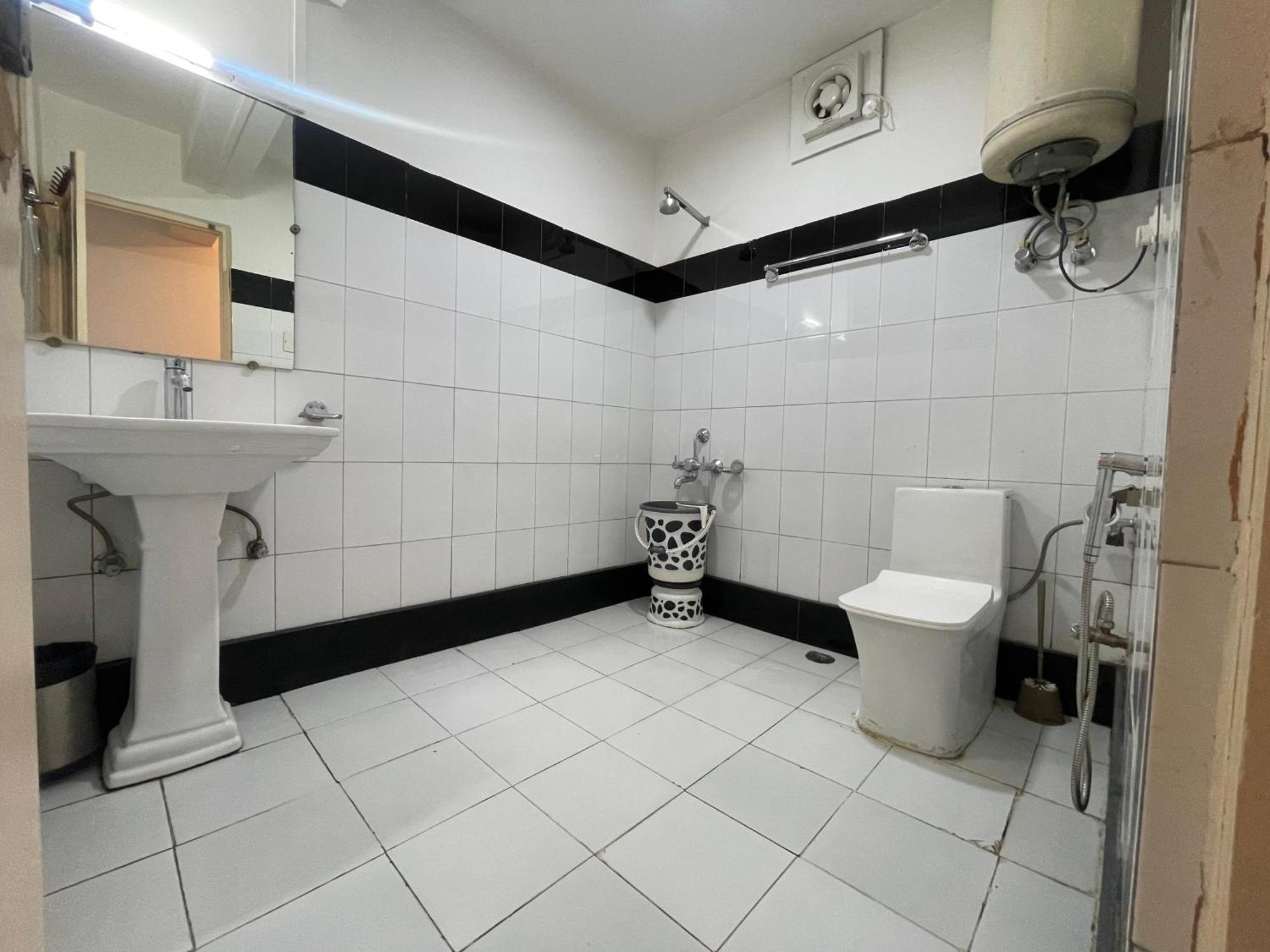 Hotel Senorita Srīnagar Екстериор снимка